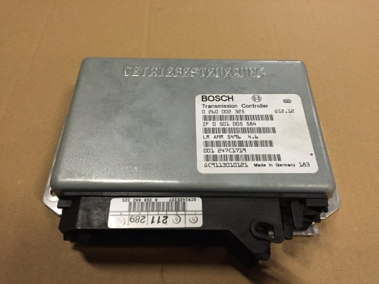 Jaguar Land Rover Part AMR5496