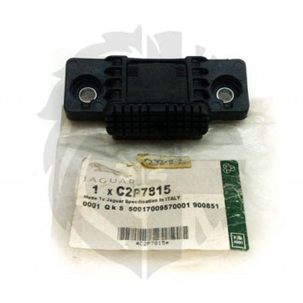 Jaguar Land Rover Part C2P7815