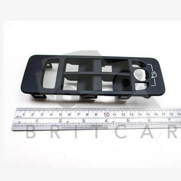 Jaguar Land Rover Part LR075870