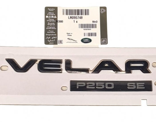 Jaguar Land Rover Part LR095748