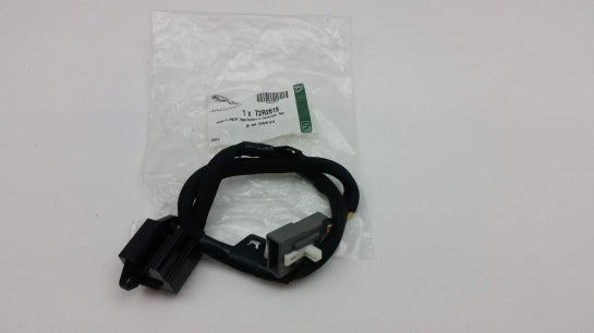 Jaguar Land Rover Part T2R2619