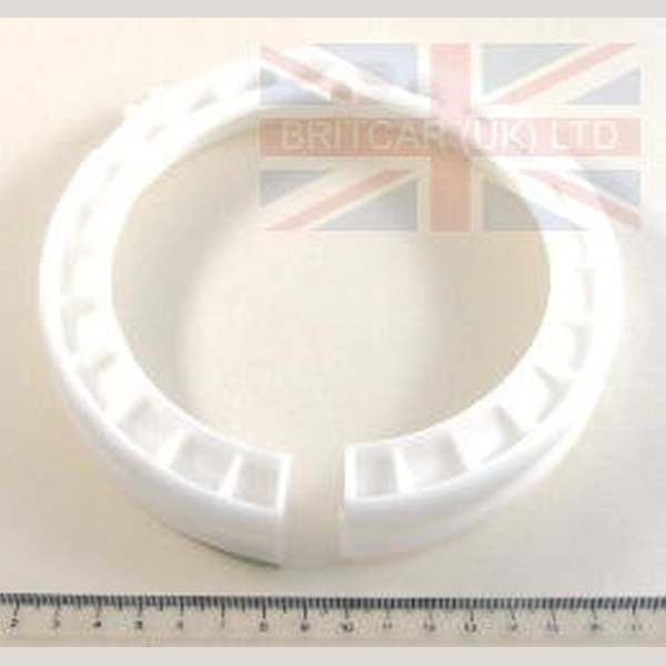 Jaguar Land Rover Part WFM500011