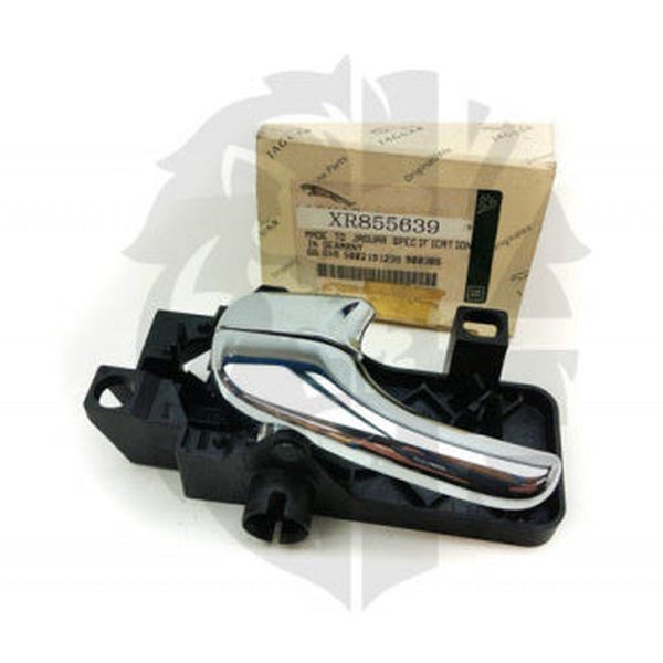 Jaguar Land Rover Part XR855639