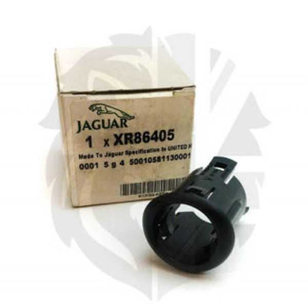 Jaguar Land Rover Part XR86405