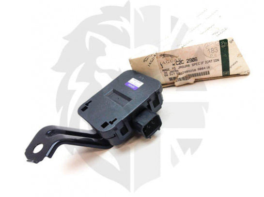 Jaguar Land Rover Part C2C2906