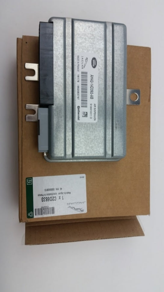 Jaguar Land Rover Part C2D6833