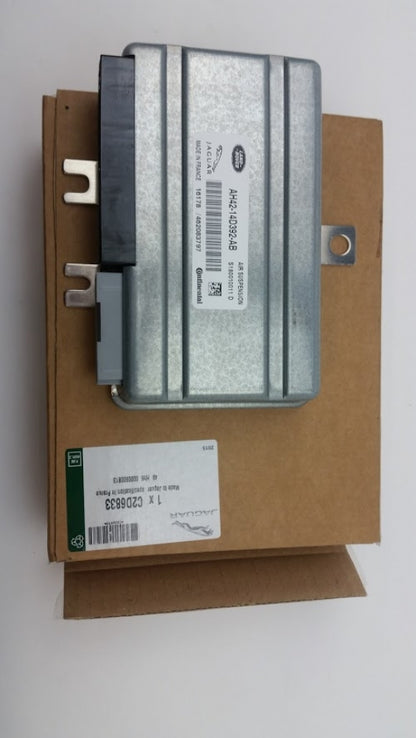 Jaguar Land Rover Part C2D6833