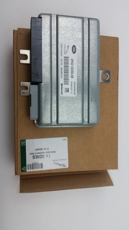 Jaguar Land Rover Part C2D6833