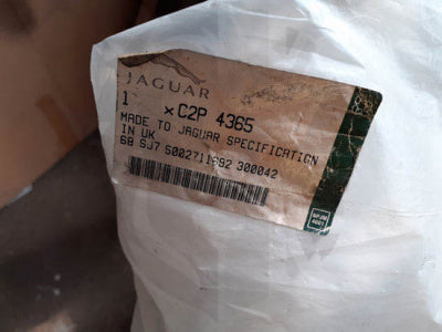 Jaguar Land Rover Part C2P4365