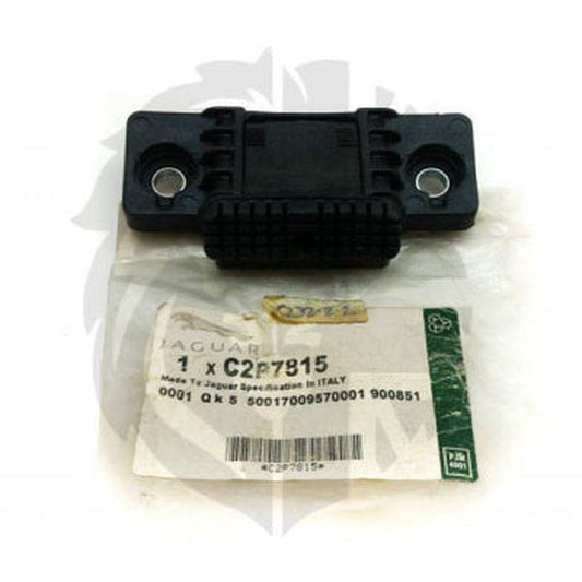 Jaguar Land Rover Part C2P7815