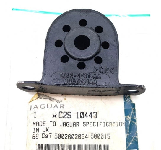 Jaguar Land Rover Part C2S10443
