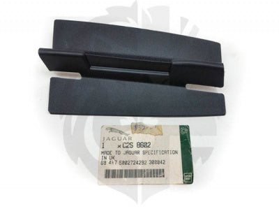 Jaguar Land Rover Part C2S8602