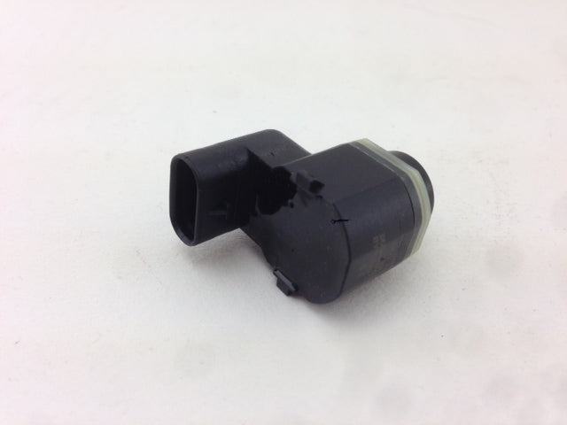 Jaguar Land Rover Part C2Z22810