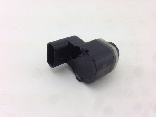 Jaguar Land Rover Part C2Z22810
