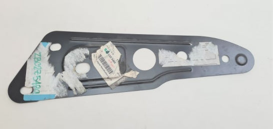 Jaguar Land Rover Part C2Z5489