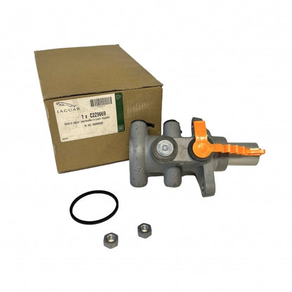 Jaguar Land Rover Part C2Z9669
