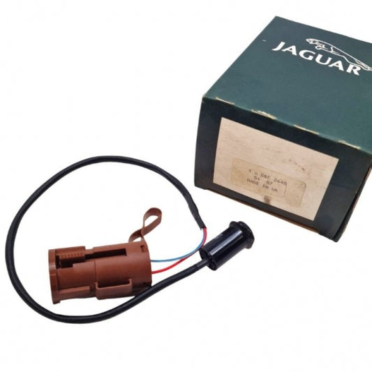 Jaguar Land Rover Part DBC2640