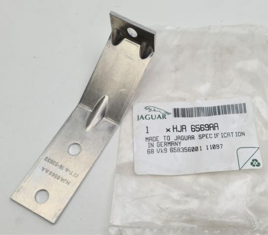 Jaguar Land Rover Part HJA6569AA