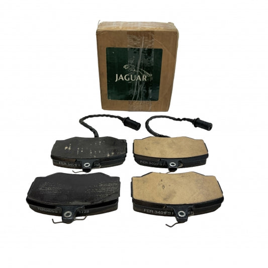 Jaguar Land Rover Part JLM11685