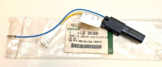 Jaguar Land Rover Part LJG3015AA