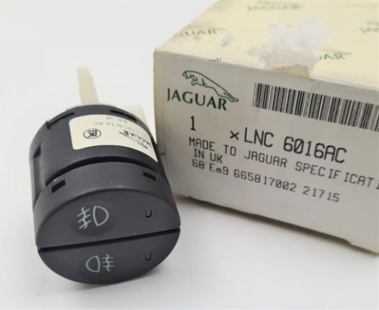 Jaguar Land Rover Part LNC6016AC