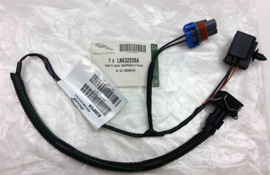 Jaguar Land Rover Part LNE3220BA