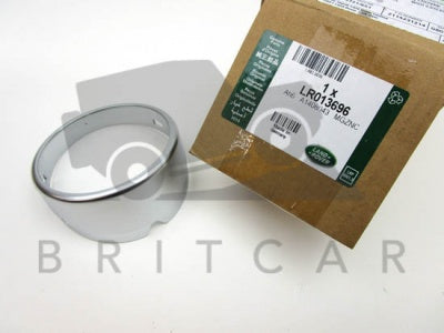 Jaguar Land Rover Part LR013696