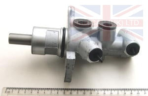 Jaguar Land Rover Part LR014528