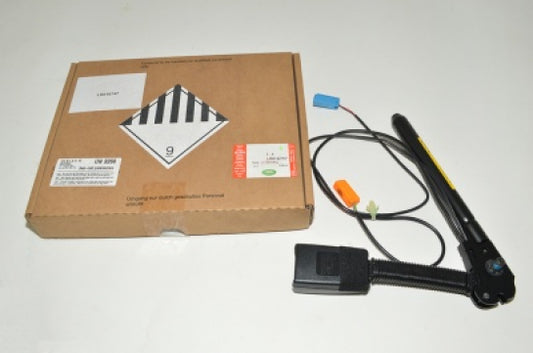 Jaguar Land Rover Part LR016747