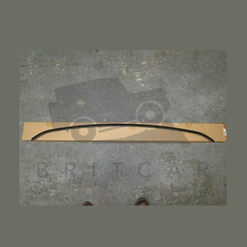 Jaguar Land Rover Part LR037722