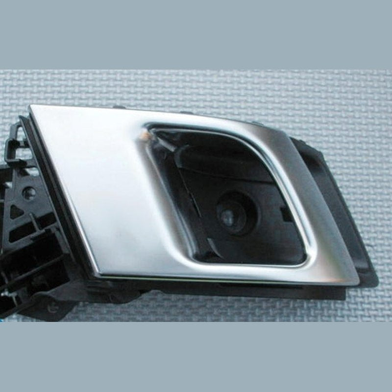 Jaguar Land Rover Part LR038127