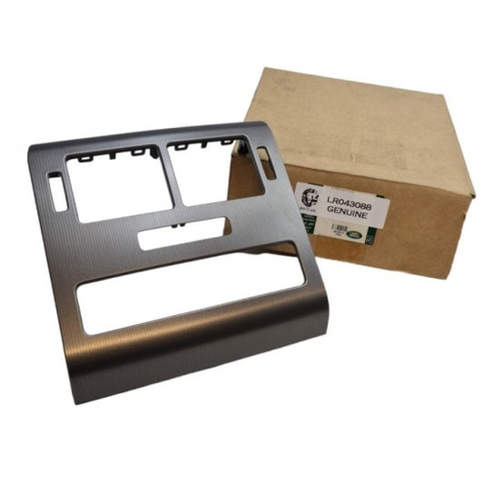 Jaguar Land Rover Part LR043088