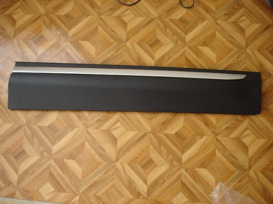 Jaguar Land Rover Part LR045545