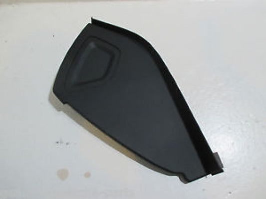 Jaguar Land Rover Part LR048779