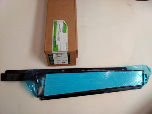Jaguar Land Rover Part LR050771
