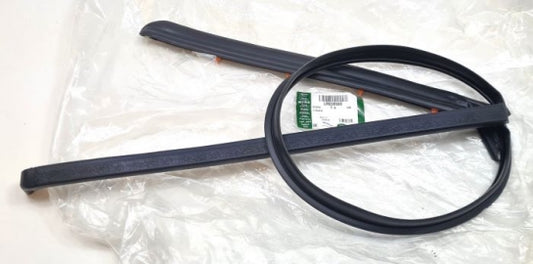 Jaguar Land Rover Part LR058560