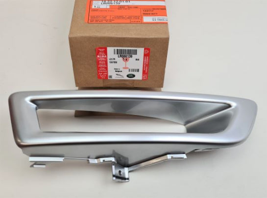Jaguar Land Rover Part LR066139