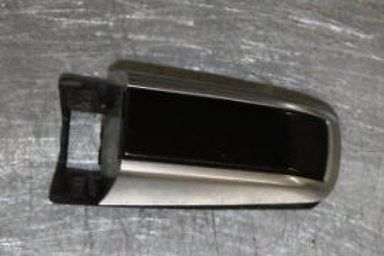 Jaguar Land Rover Part LR068336