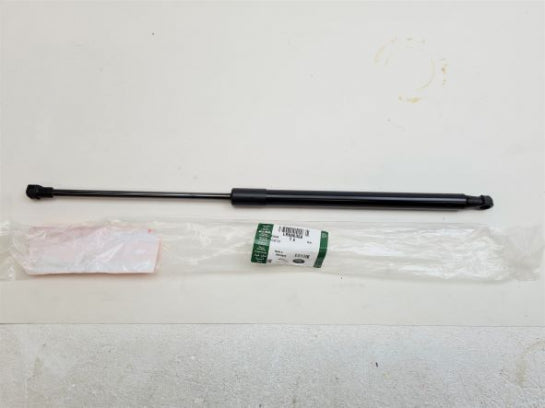Jaguar Land Rover Part LR086368