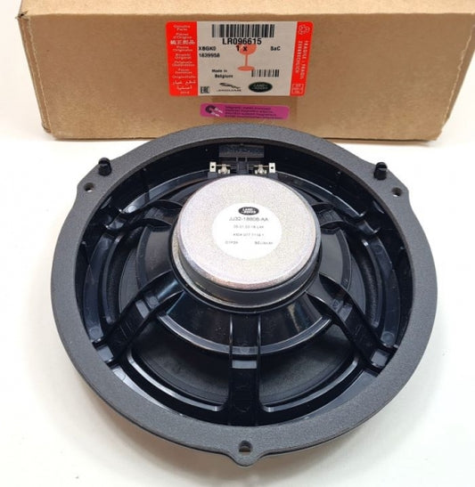 Jaguar Land Rover Part LR096615