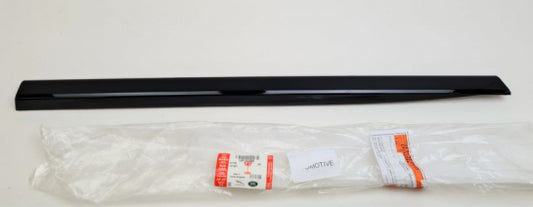 Jaguar Land Rover Part LR110266