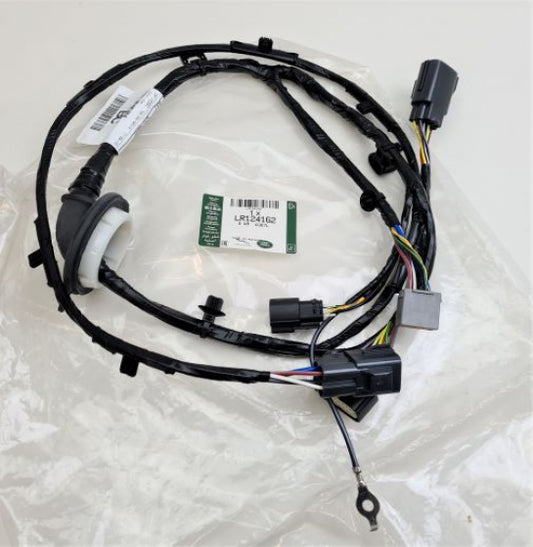 Jaguar Land Rover Part LR124162