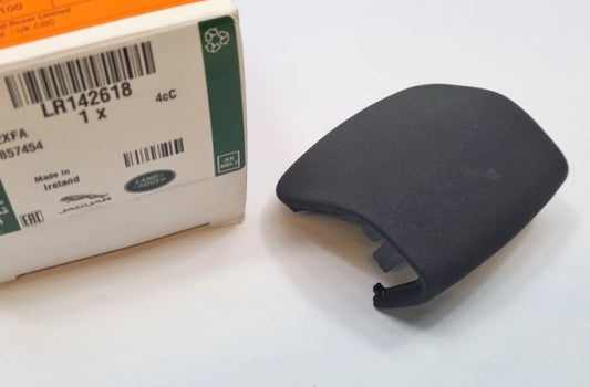 Jaguar Land Rover Part LR142618