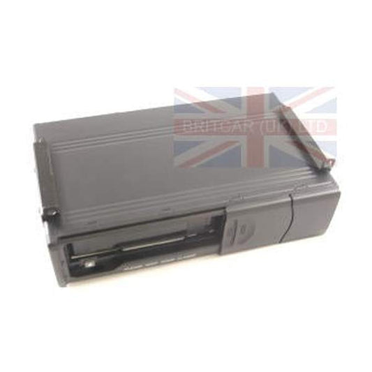 Jaguar Land Rover Part XQE000340