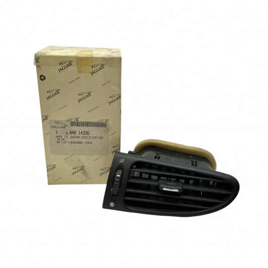 Jaguar Land Rover Part XR814335
