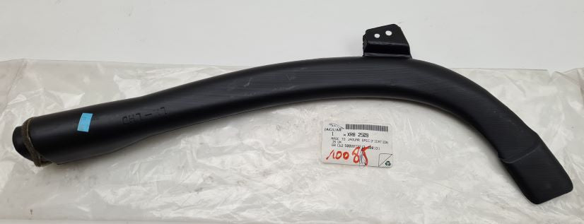 Jaguar Land Rover Part XR82509