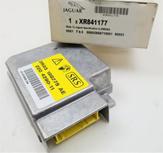 Jaguar Land Rover Part XR841177