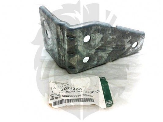 Jaguar Land Rover Part XR843164