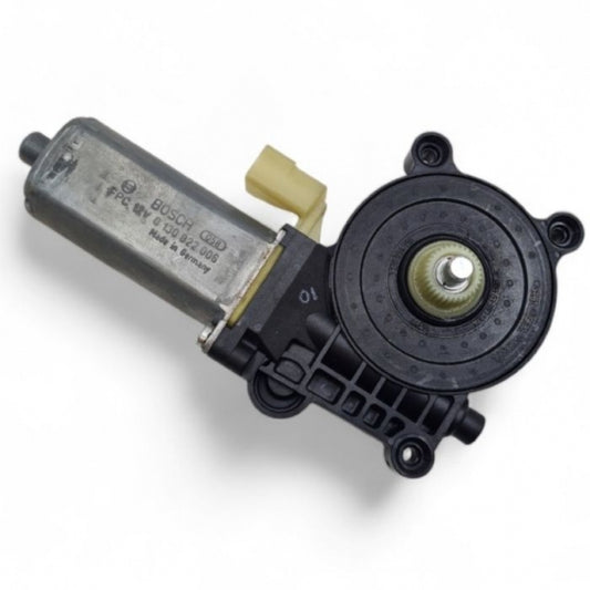Jaguar Land Rover Part XR848089