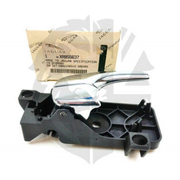 Jaguar Land Rover Part XR855637